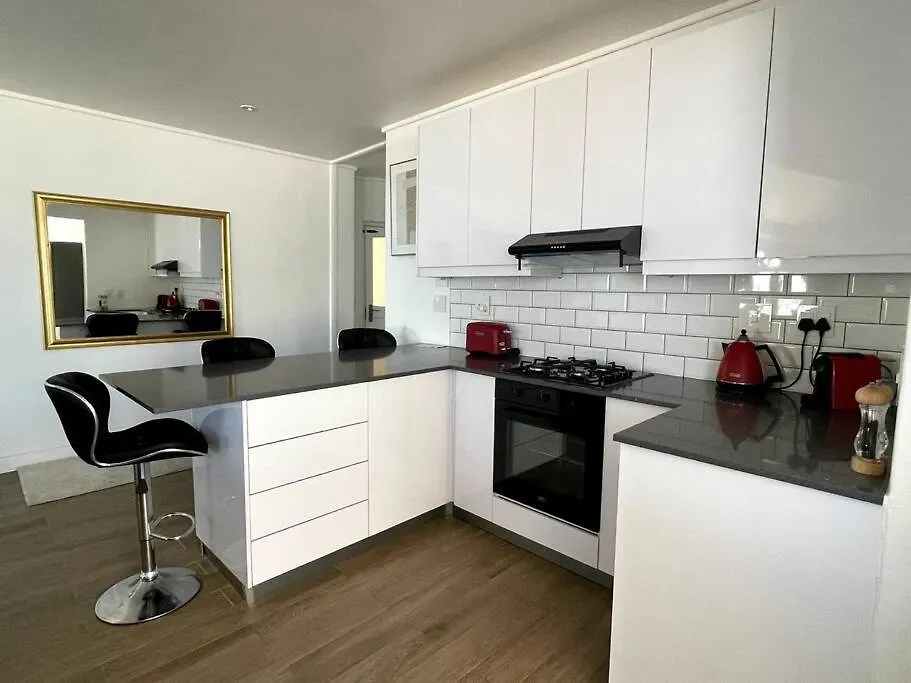 Stunning Penthouse In Hout Bay Overlooking The Beach Κέιπ Τάουν Νότια Αφρική